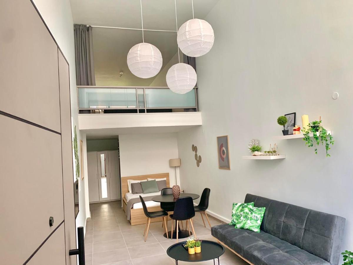 Sp Central Loft Volos Eksteriør billede